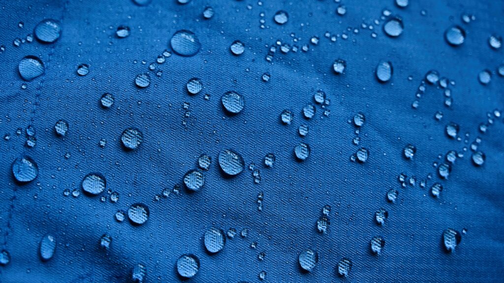 Limpeza em Dias de Chuva: O mito do sofá que não seca 1